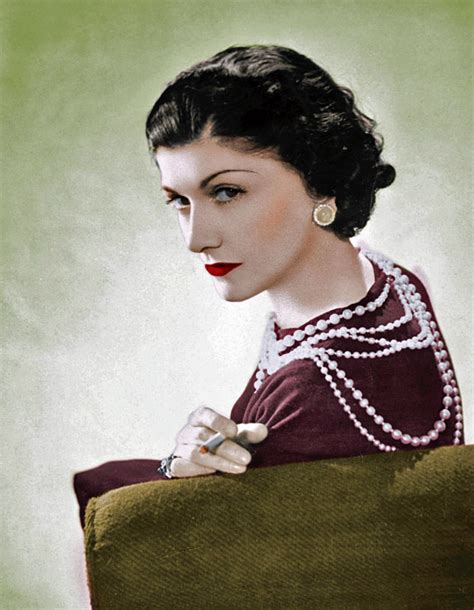 [Video]: The Colours of Coco Chanel's Life 